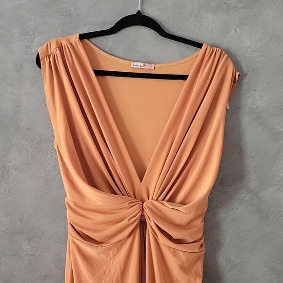 Yellow maxi dress - Picture 2 of 4